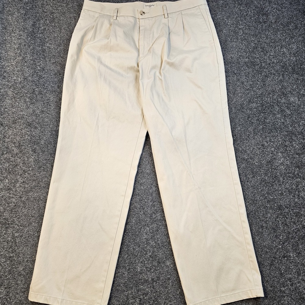 Dockers Classic Fit Khaki Chino Pants Mens 30x32 Beige Stretch Casual Golf